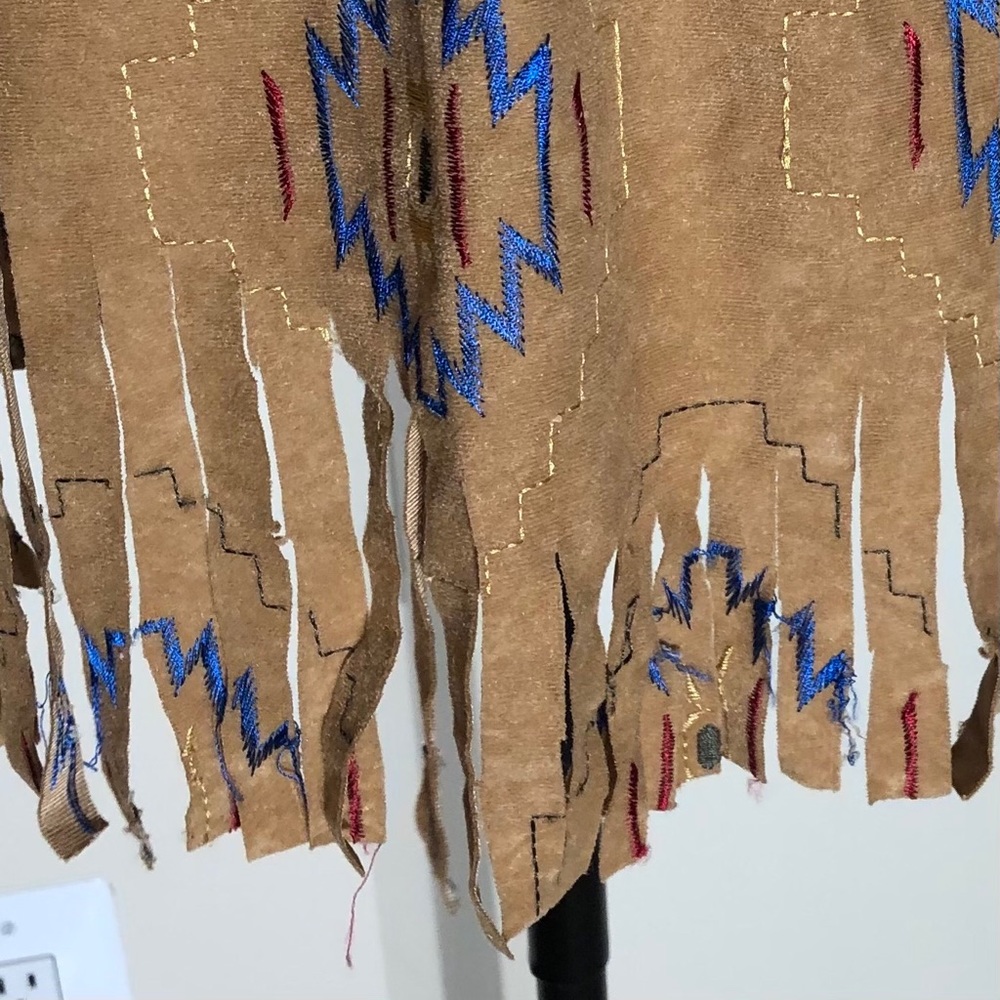 Pocahontas Costume x Girls - Picture 7 of 8